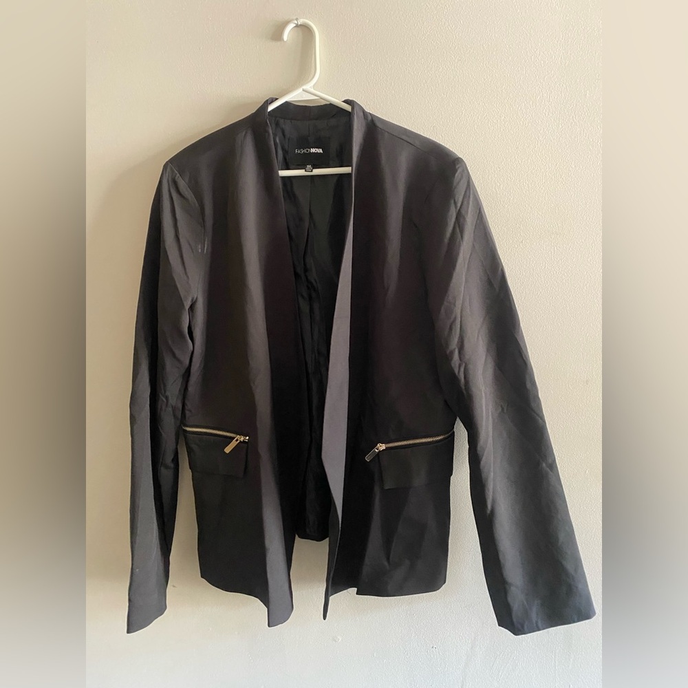 Fashion Nova BLACK CREPE 2 GOLD ZIPPERS OPEN FRONT STYLE JACKET SIZE 3XL